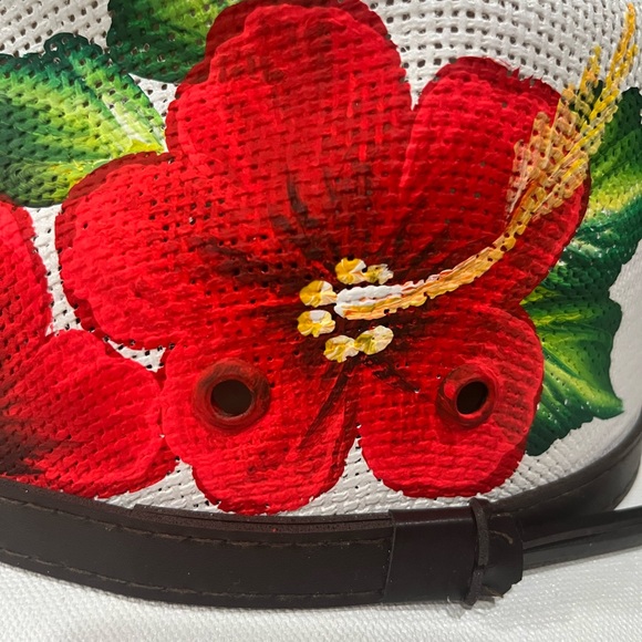 Hand painted hat - Picture 4 of 7